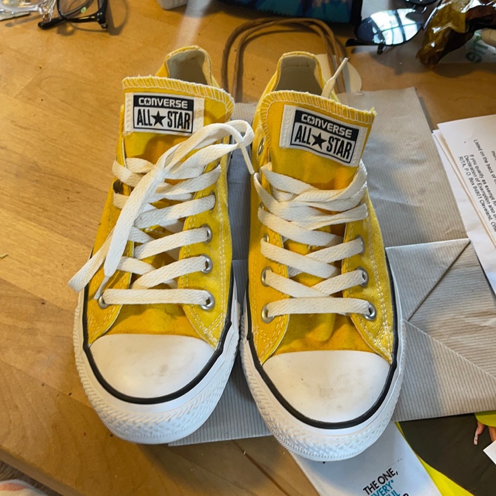 Yellow converse